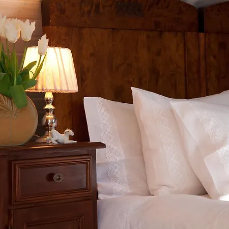 Adami Country Guest house *