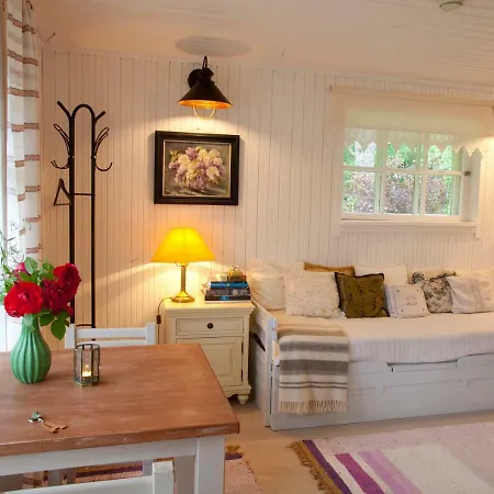 Adami Country Guest house